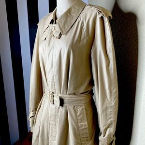 Vintage London Fog Lightweight Water Resistant Trench Coat